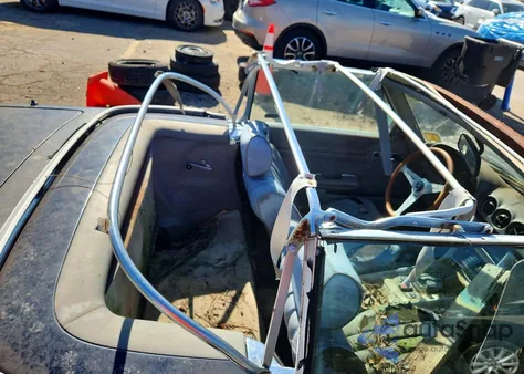 1981 Mercedes-Benz 380 Sl z USA, uszkodzony, nr VIN WDBBA45A3BB007223